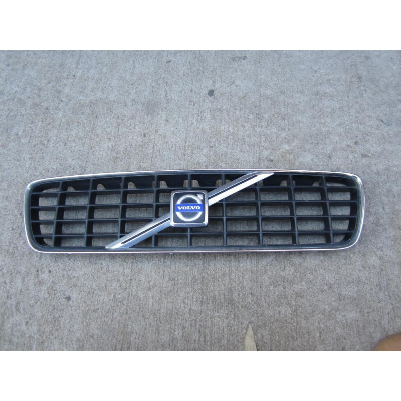 Volvo S60 Grille 2001-2004