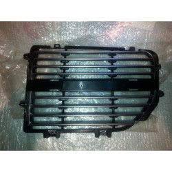 04LXPB05AA Dodge Magnum Left Front Grill 2005-2007