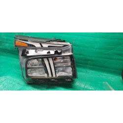 92102-S2500 Hyundai Santa Fe Right LED Headlight 2021 92180-S2500