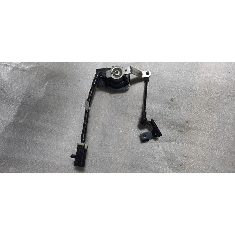 22175442 Cadillac Left Front Suspension Level Control Position Sensor