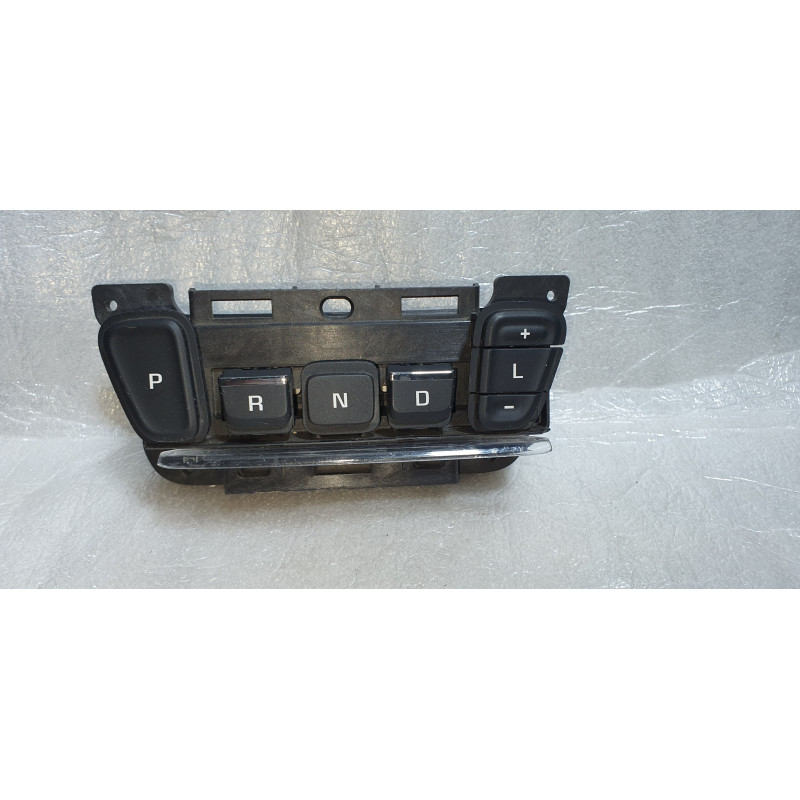 23212468 GMC Terrain Center Console Transmission Shifter Gear Selector