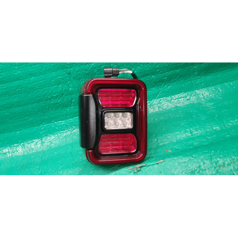 68338385AH Jeep Gladiator Left LED Blind Spot Radar Tail Lamp 2020-2024