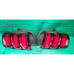 FR3B-13B505-BH Ford Mustang Left LED Tail Lamp Chrome Decal 2015-2017