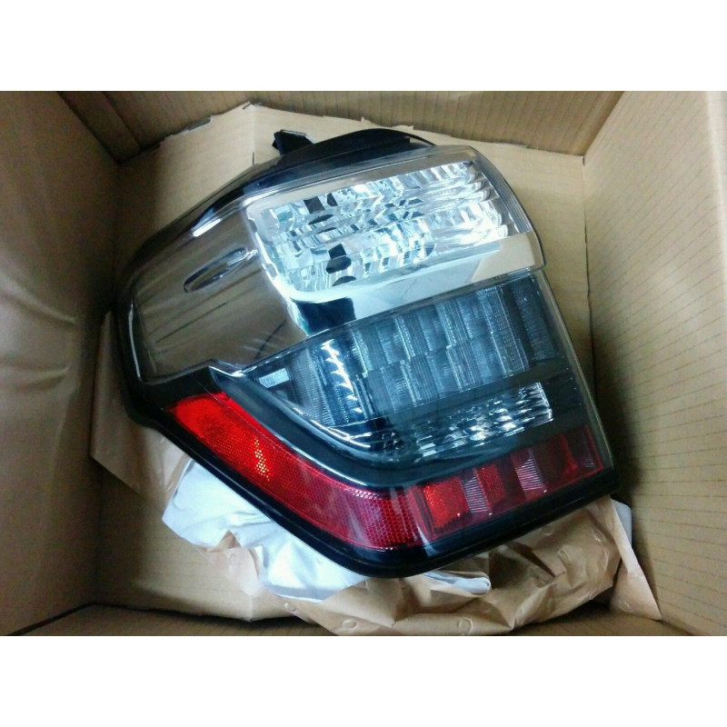 81561-35391 Toyota 4Runner Left LED Tail Light Lamp 2014-2018