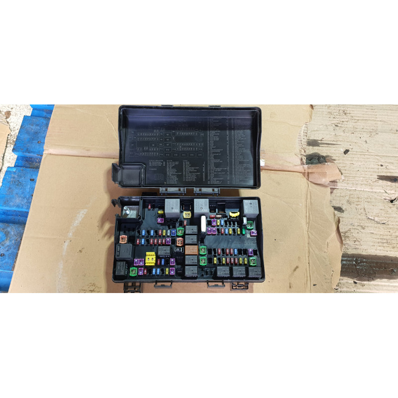 68425203AB Jeep Grand Cherokee Fuse Relay Distribution Box 2018-2022