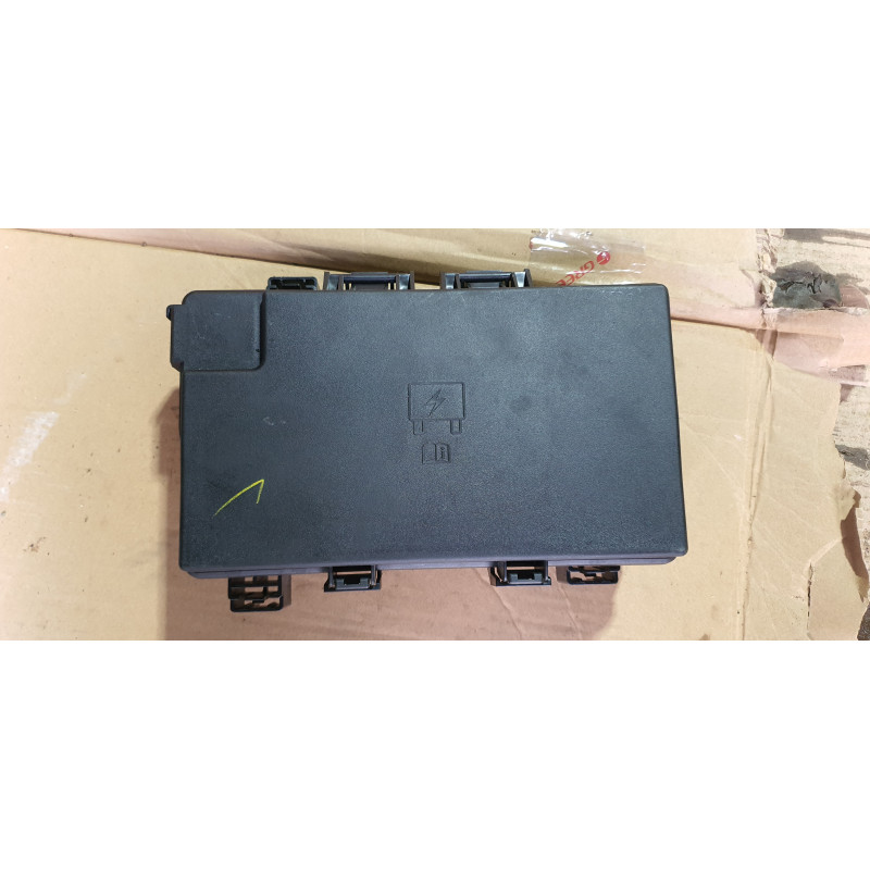 68425203AB Jeep Grand Cherokee Fuse Relay Distribution Box 2018-2022