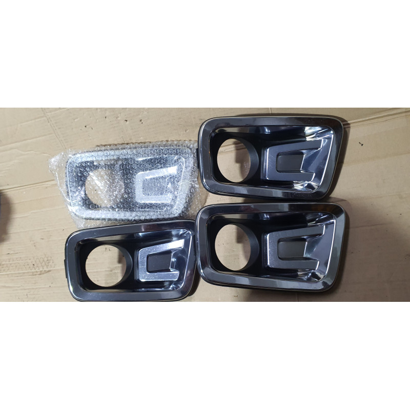 62256-EZ02B Nissan Titan Right Chrome Fog Lamp Bezel Trim 2016-2019