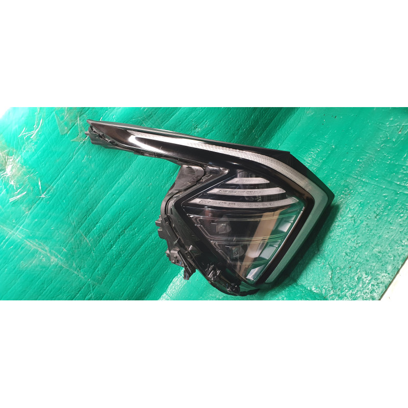 92102-DW100 Kia Sportage Right Full LED Headlight 2022-2025