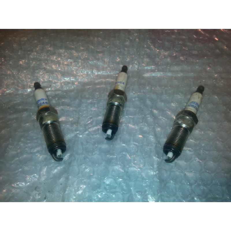12622441 Chevrolet Camaro V8 Spark Plug (6.2L) 2016