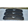 6R33-8200-AAW Ford Mustang Grille 2005-2009 6R33-8200-AA