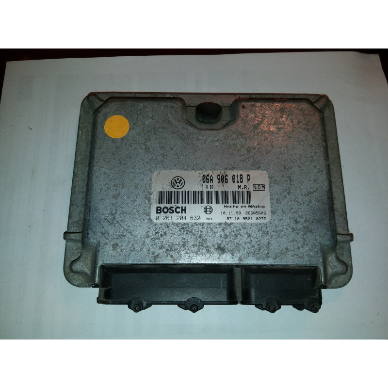 06A906018P Volkswagen Beetle Engine ECM Computer 1999-2000