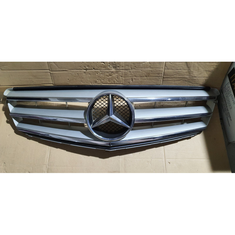 A2048800023 Mercedes-Benz C Grille 2008-2014 A2078880260