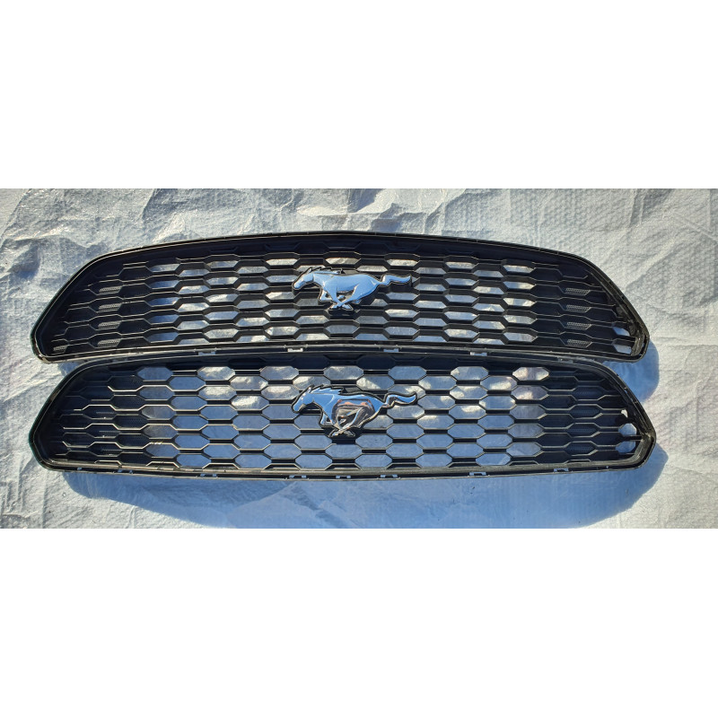 FR3B-8200-AF Ford Mustang Grille 2015-2017 FR3B-8150-AAW