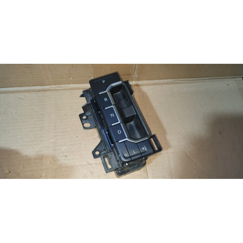 84263451 GMC Yukon Electronic Transmission Shift Control Push Button