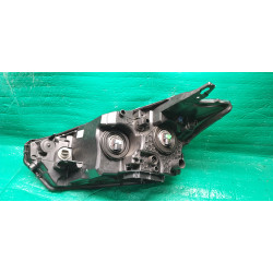 260105RL0A Nissan Kicks Right Halogen Headlight 2018-2020