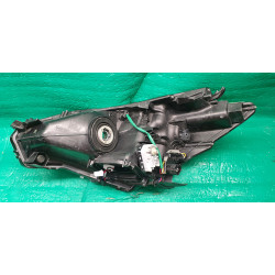 81145-47310 Toyota Prius V Right LED Halogen Headlight 2012-2014