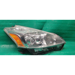 81145-47310 Toyota Prius V Right LED Halogen Headlight 2012-2014