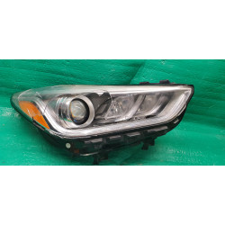 92102-D2000 Hyundai Genesis G90 Right Full LED Headlight 2017-2019