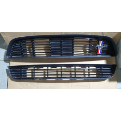 DR3J-8200-CB Ford Mustang California Upper and Lower Grille 2013-2014