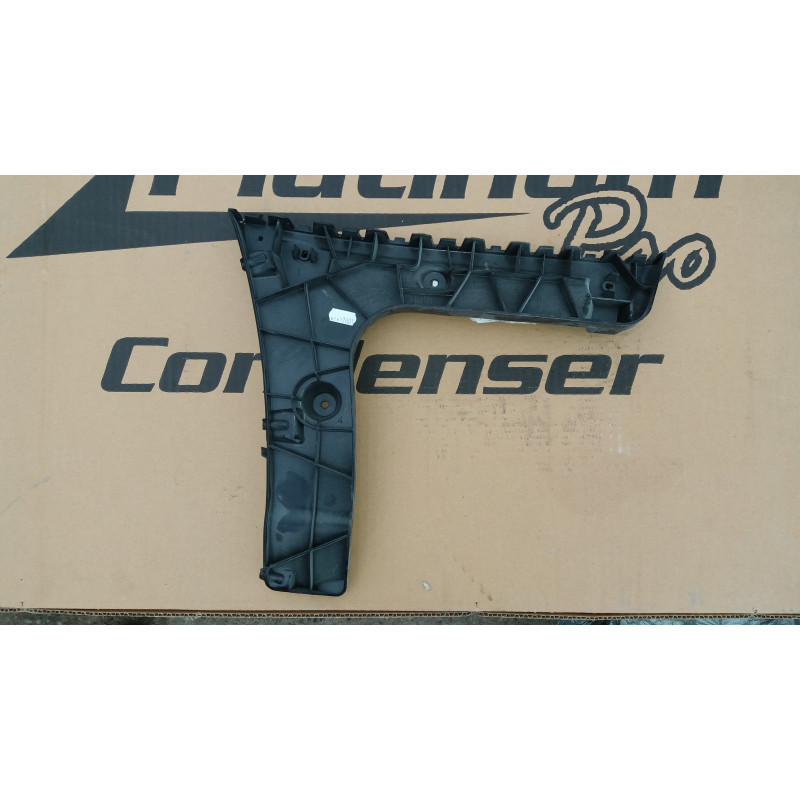 4G5-807-453-B Audi A6 Left Bumper Lower Guide 2012-2015