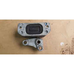 68253034AB Jeep Compass Auto Transmission Mount Support Bracket 2017-2023