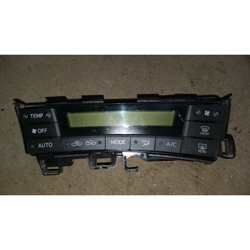 55900-47020 Toyota Prius Climate Control 2010-2012