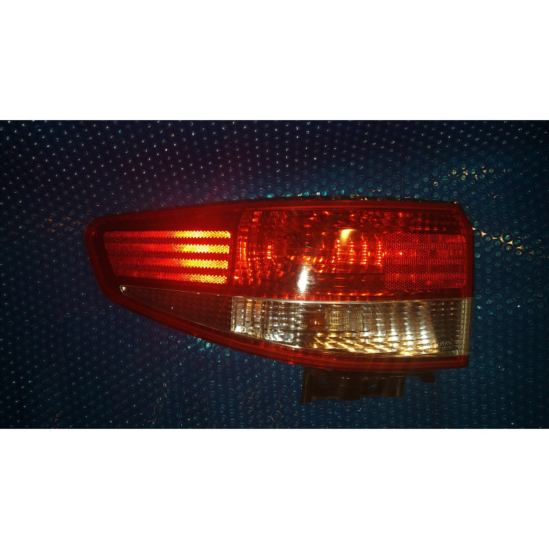 33551-SDA-A01 Honda Accord Sedan Left Tail Lamp 2003-2004
