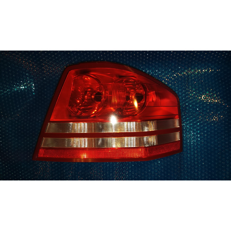 05303990AE Dodge Avenger Right Tail Lamp 2007-2010 05116220AE