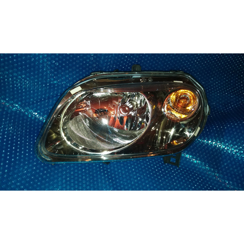 15943816 Chevrolet HHR Left Headlight 2006-2011