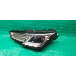 8W0941005B Audi A4 Left Xenon Headlight 2017-2019