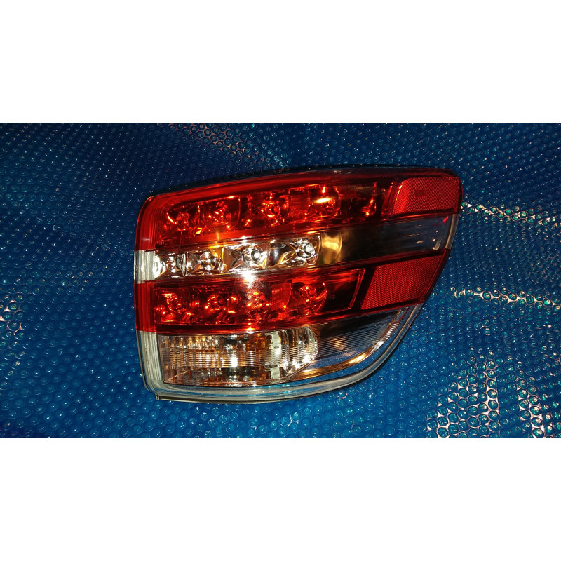 26550-3KV0A Nissan Pathfinder Hybrid Right LED Tail Lamp 2014-2017