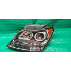 Kia Borrego Left Headlight 2009-2013