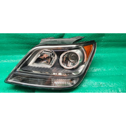 Kia Borrego Left Headlight 2009-2013