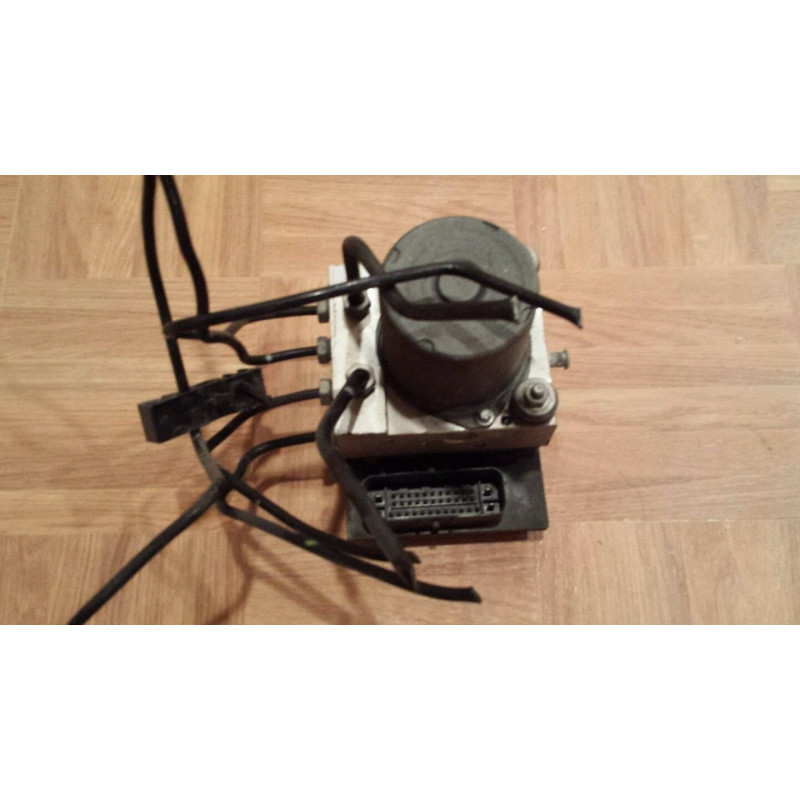 92240016 Chevrolet Camaro SS ABS Pump 2010-2015