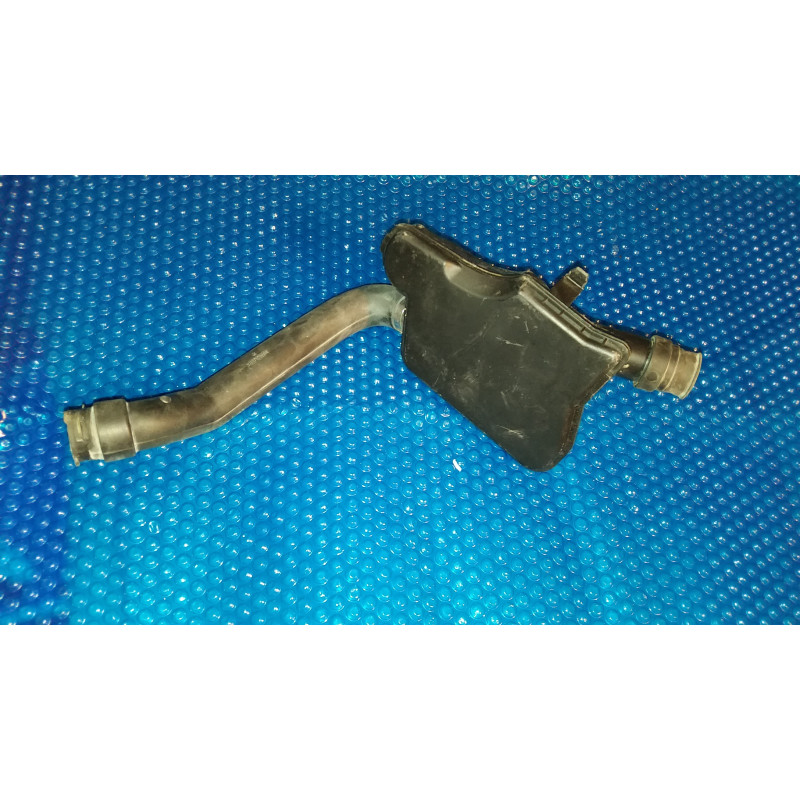 FR3C-9P437-BK Ford Mustang Air Hose Tube Resonator 2015-2017 FR3C-9P437-BM