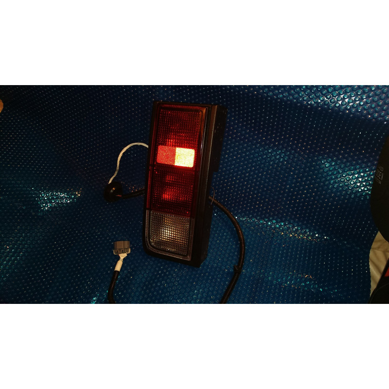 21998861 Hummer H2 Left Tail Lamp 2003-2009 10367732