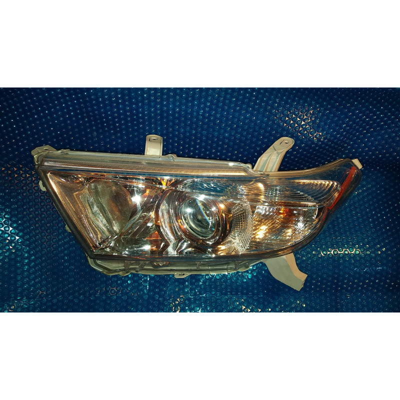 81150-0E120 Toyota Highlander Left Headlight 2011-2013