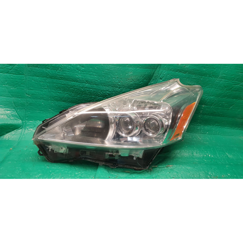 81185-47310 Toyota Prius V LED Halogen Headlight 2012-2014