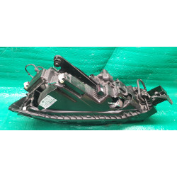 561941036B Volkswagen Passat Right Full LED Headlight 2020-2023
