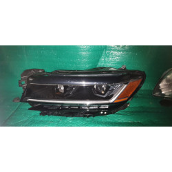 561941035B Volkswagen Passat Left Full LED Headlight 2020-2023