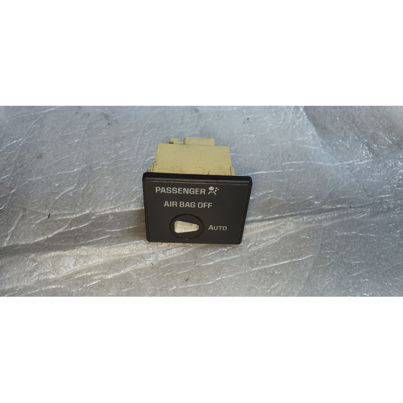15177170 Chevrolet Silverado Passenger Airbag Switch 2003-2007 15270597