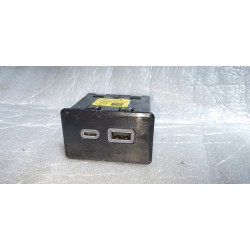 13512393 Cadillac Center Console Charger Dual USB Port