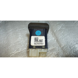 25908967 Chevrolet Silverado Center Console AUX Charger USB SD Card Port
