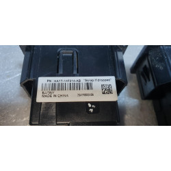 HA1T-14F014-AB Lincoln MKX Center Console USB Charger Port 2016-2023