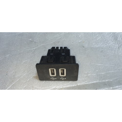 GC3T-14F014-BA Ford EcoSport Center Console AUX Charger Dual USB Port