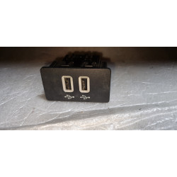 GC3T-14F014-BA Ford EcoSport Center Console AUX Charger Dual USB Port