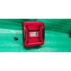 68376496AA Jeep Wrangler Right LED Blind Spot Tail Lamp 2018-2023