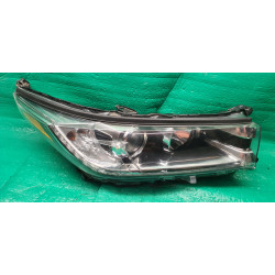 81110-0E362 Toyota Highlander Right LED Halogen Headlight Chrome Accent