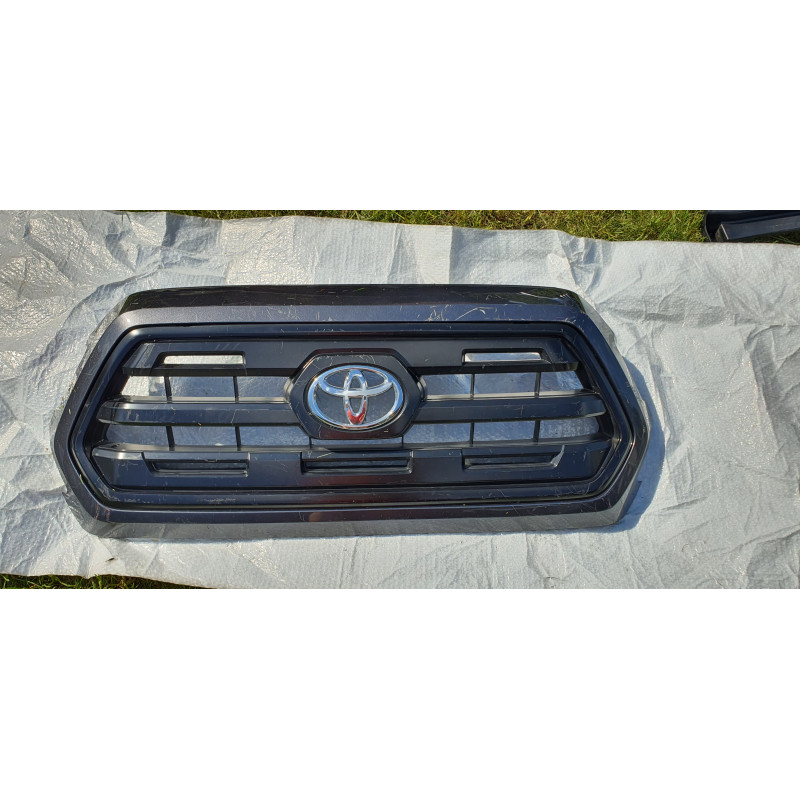 53114-04140 Toyota Tacoma Grille 2016-2020 53114-04150