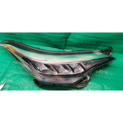 81110-F4200 Toyota C-HR Right Full LED Headlight 2020-2023